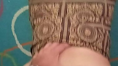 Mi mami y yo le gusta que me venga en sus nalgas