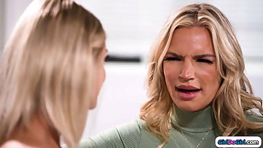 Busty stepmom gets a lapdance from stepdaughter and facesits