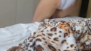 Minha esposa trocando de roupa