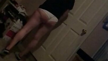 Phat booty pawg in panties