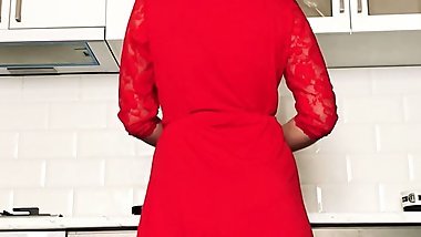 Hot Stepmom helped to cum and allowed to touch her pussy