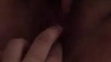 Amateur BBW Masturbating and Fingered