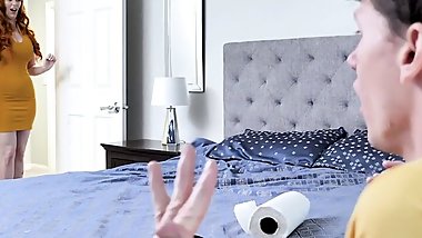 Two Hot Cougar Stepmoms Lauren Phillips & London Rose Swap