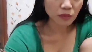Aunt is Annoyed with Nephew's Girlfriend, She loves the Nephew, too