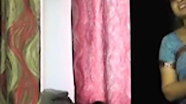Bhabhi ne Toda kirayedar ke sath bistar  full romance