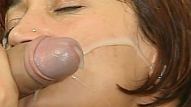 Versauter Sex im Badezimmer